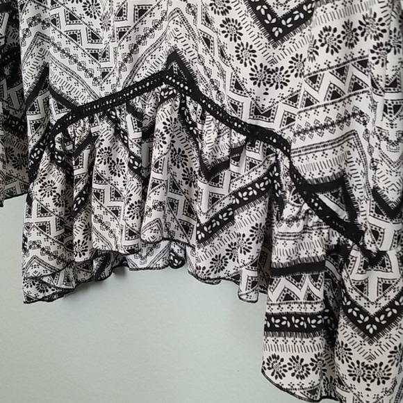About a girl Hippie Cottagecore Boho bell sleeve chevron tunic XS - Picture 5 of 7